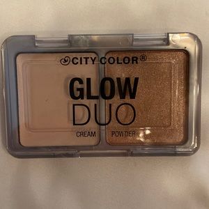 New City Glow Duo Cream/Powder Highlighter